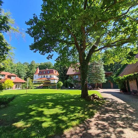 4 Sterne-Haus Am See Waren  Exterior photo