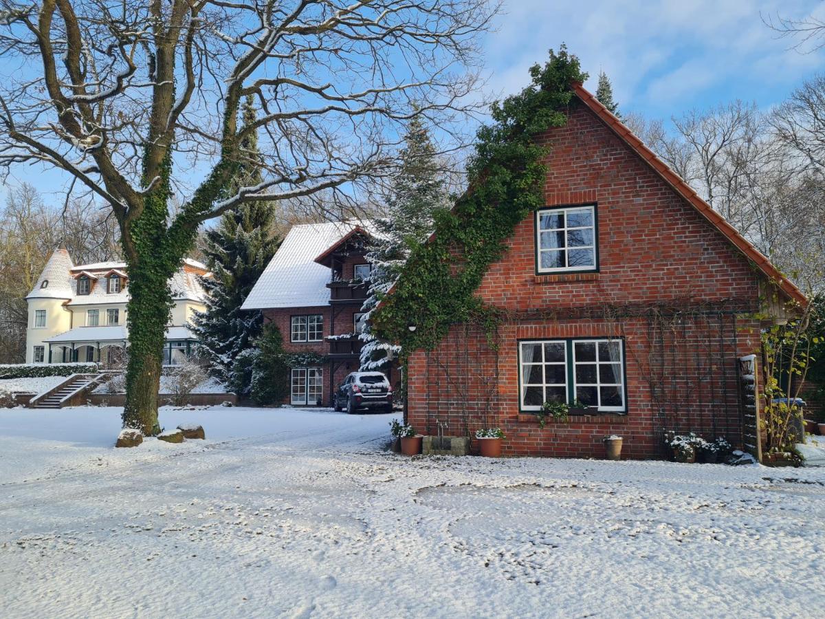 4 Sterne-Haus Am See Waren  Exterior photo